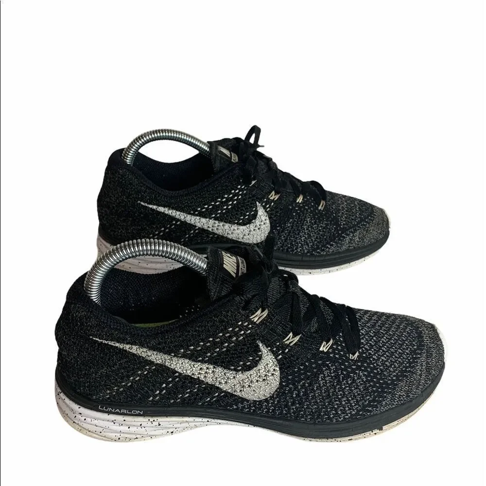 Nike Women's Flyknit Lunar 3 Oreo Shoes Size 7.5 - Picture 1 of 7
